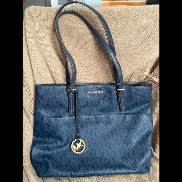 MICHAEL Michael Kors Handbags - MICHAEL MICHAEL KORS Navy Signature Leather Tote Bag